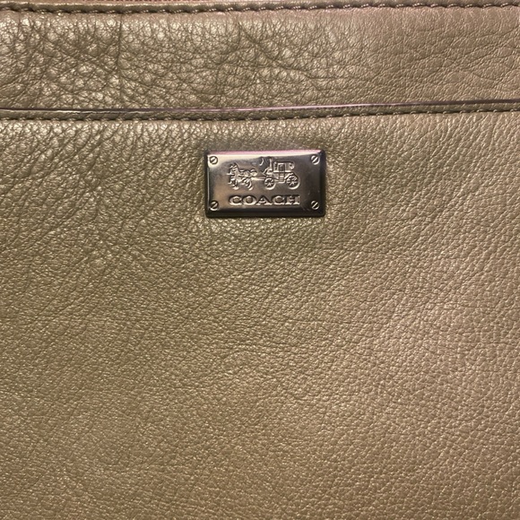 Coach Madison Leather East West Swing Back Crossbody Purse Slim Olive Green - Picture 2 of 6